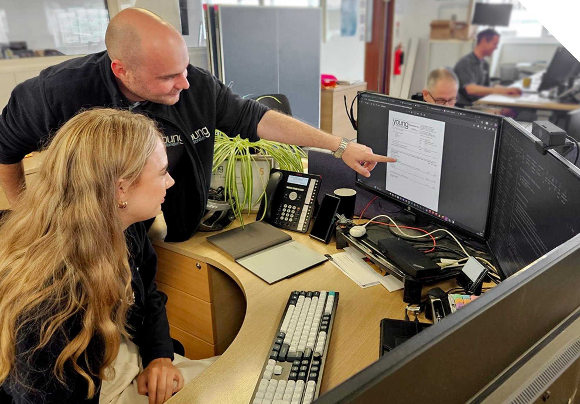 YC-customer-service-technical-web-ready YC-customer-service-technical-web-ready